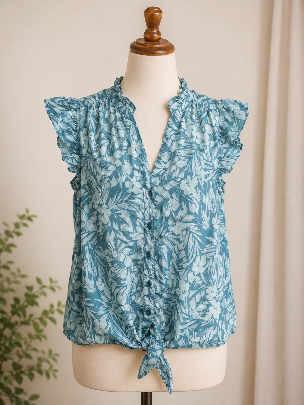 Charter club Blue tropical Floral Print Tie-Front button down rufflesWomen's top